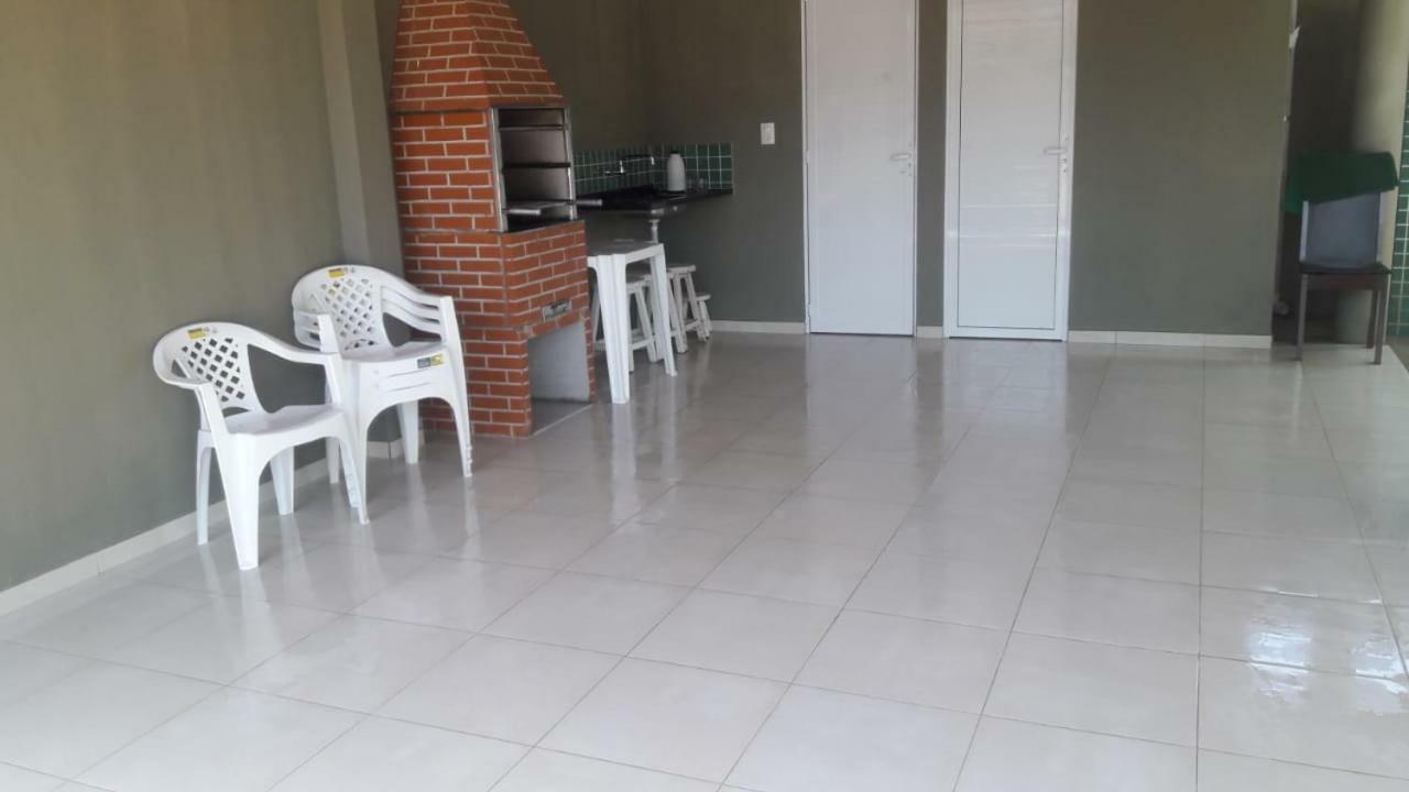 Js Aptos أوباتوبا المظهر الخارجي الصورة